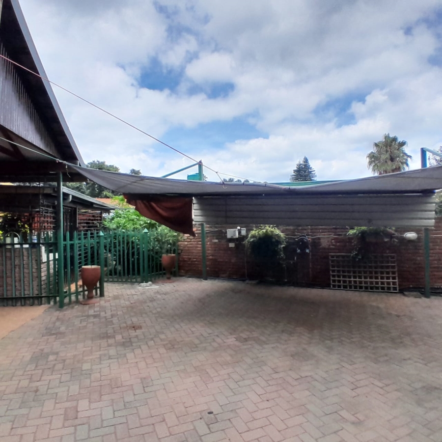 4 Bedroom Property for Sale in Bodorp North West